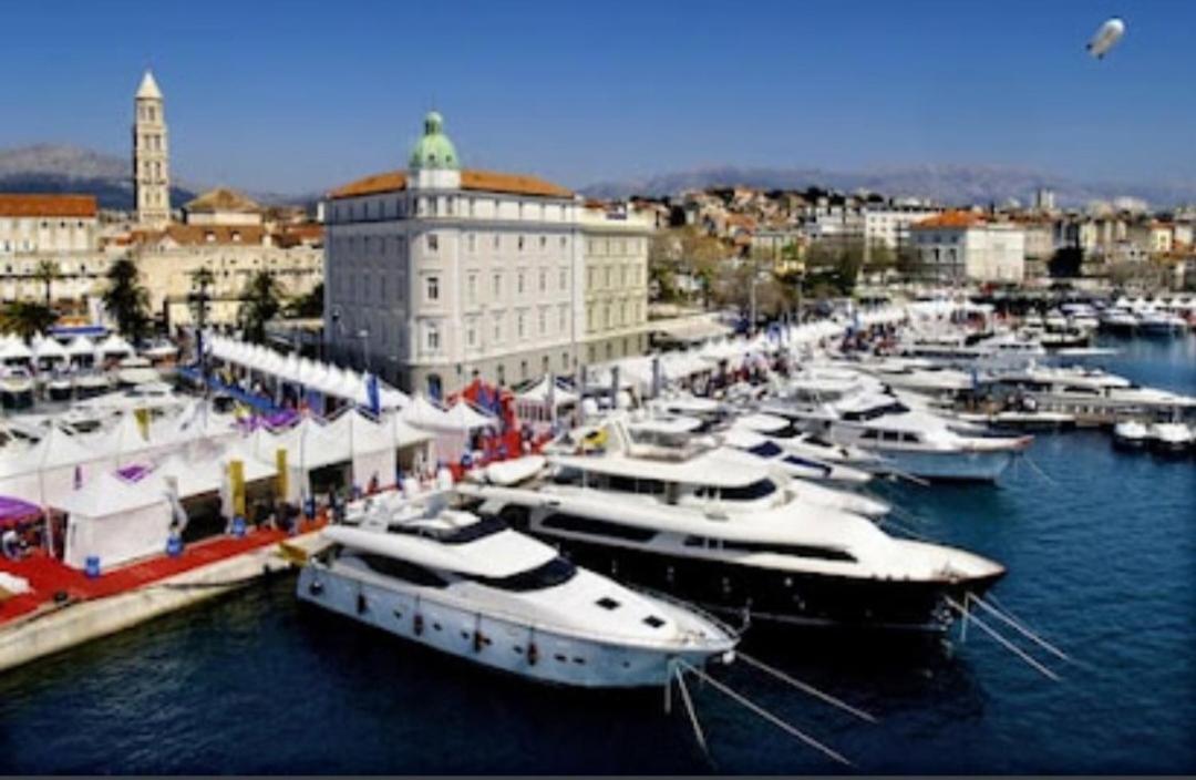 Apartmán Amber S Podzemnom Garazom Split