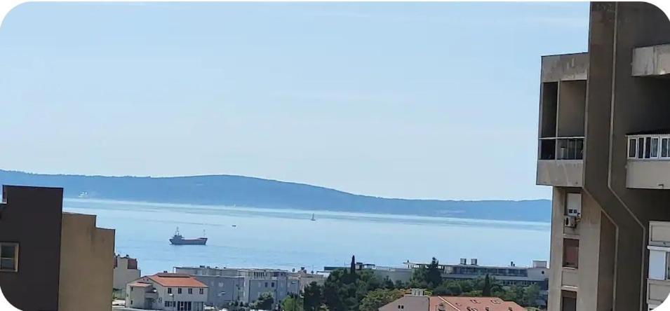 Amber S Podzemnom Garazom Spalato
